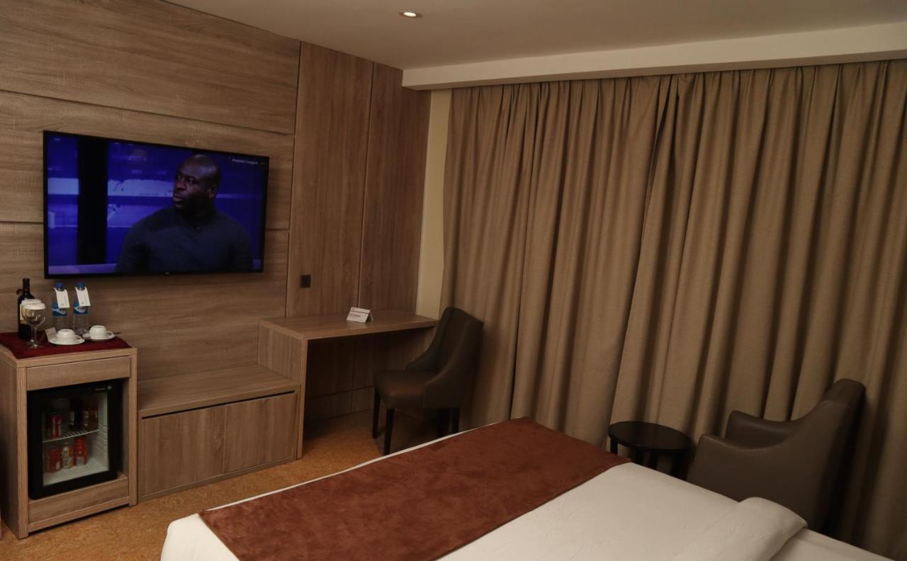 Monty Suites Калабар Екстер'єр фото